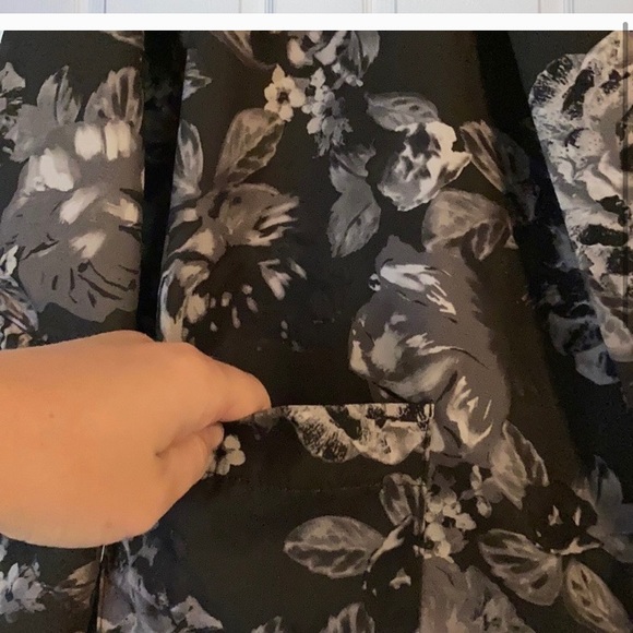 Floral Blazer XS - Picture 3 of 4